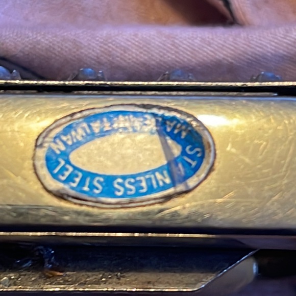 Stirrup irons - Picture 2 of 5